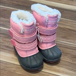 Cat & Jack Pink and Black Waterproof Fur Lined Warmer Snow Boots